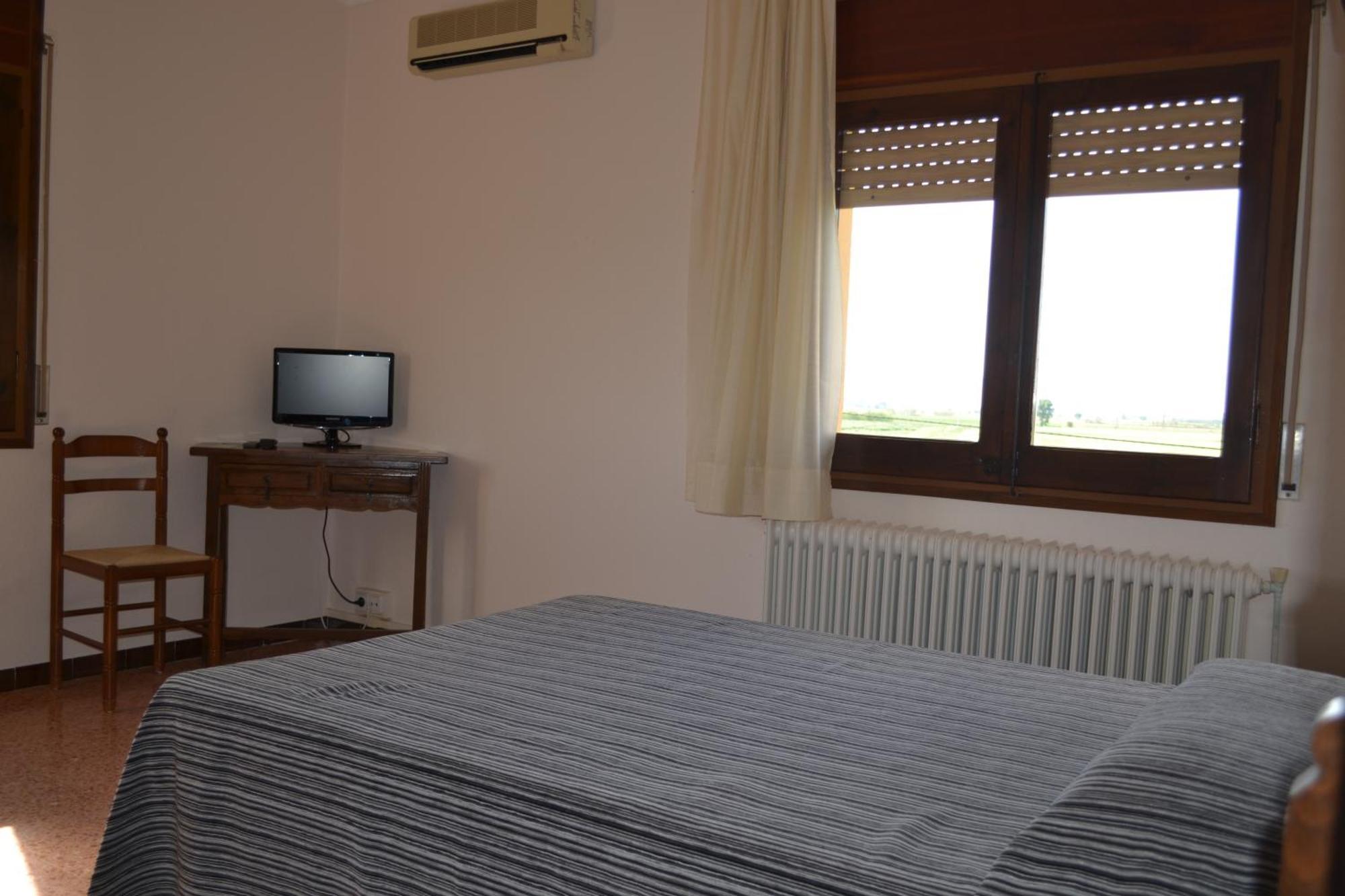 Hostal L'Esplai Viladamat Ruang foto