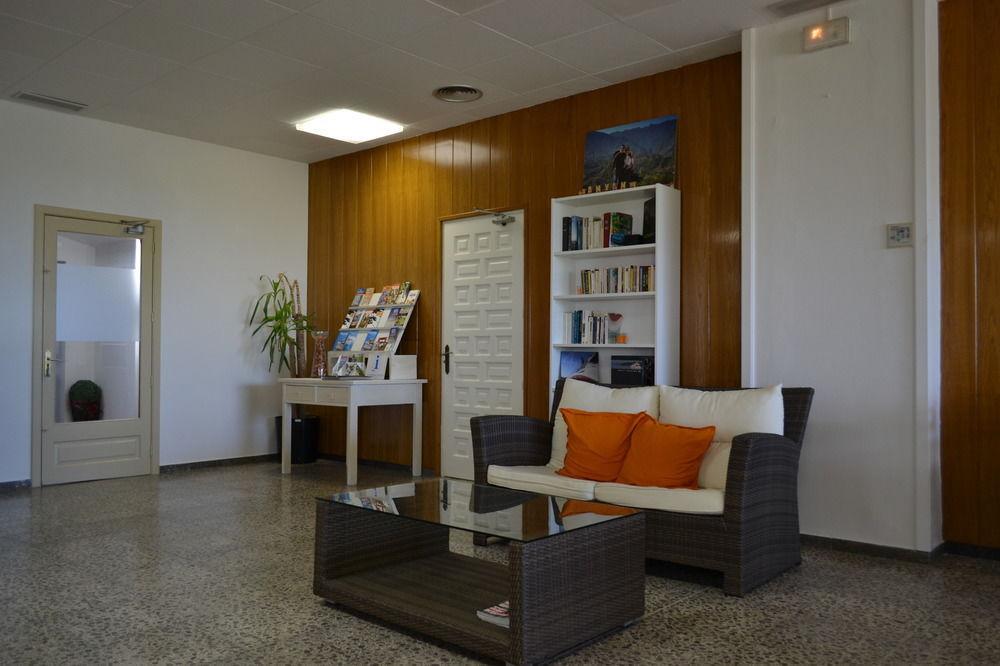 Hostal L'Esplai Viladamat Bagian luar foto