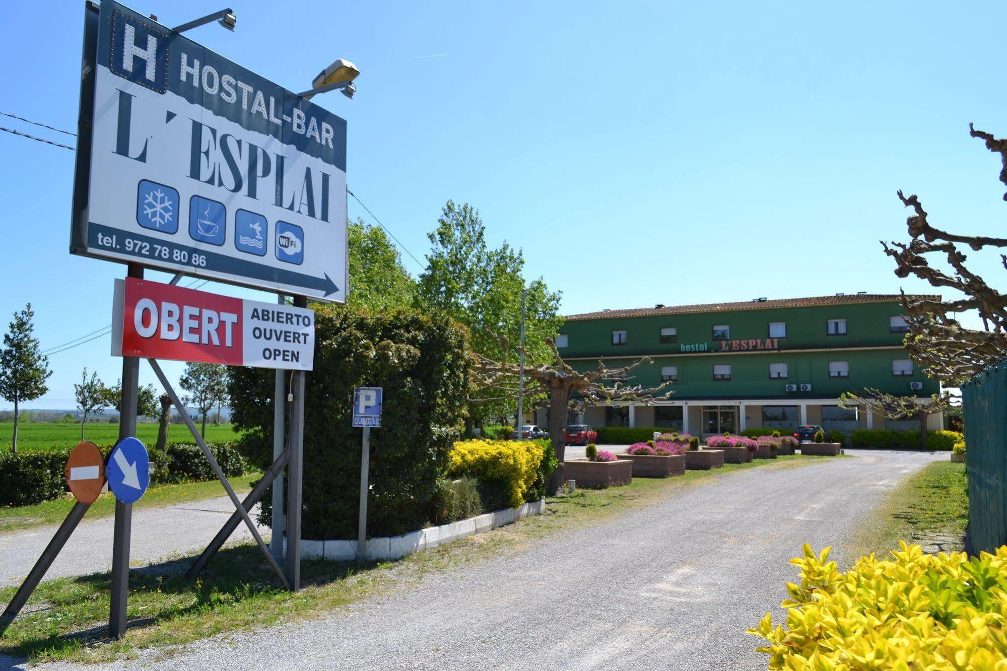 Hostal L'Esplai Viladamat Bagian luar foto